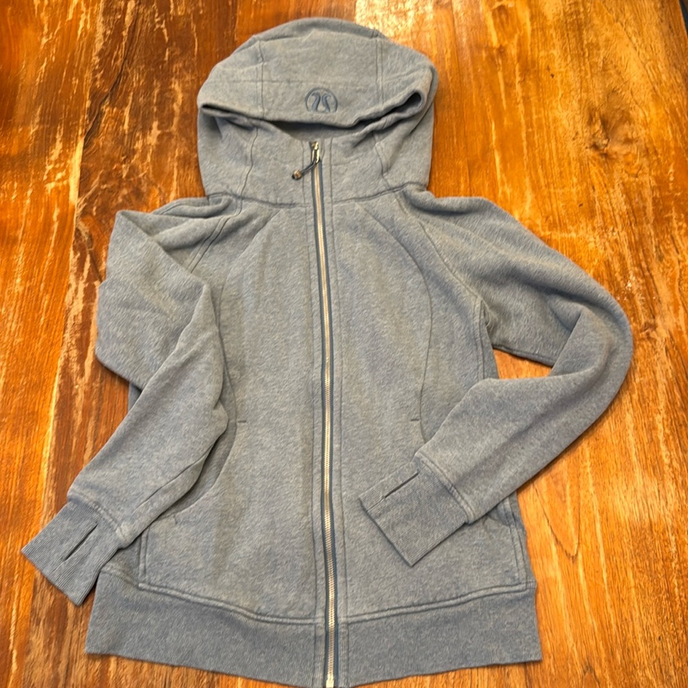 Lululemon Scuba Full-Zip Hoodie
Plush, size 8